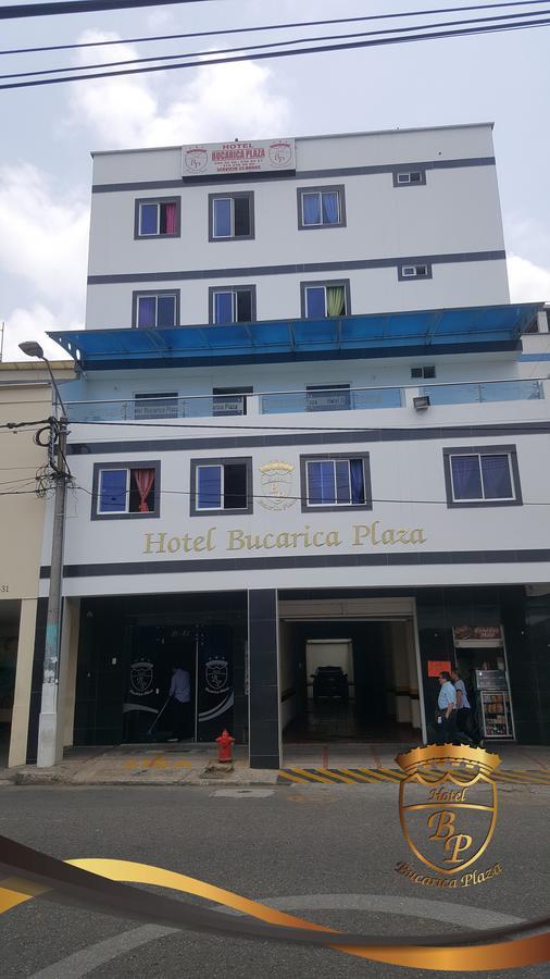 Hotel Bucarica Plaza 부카라망가 외부 사진